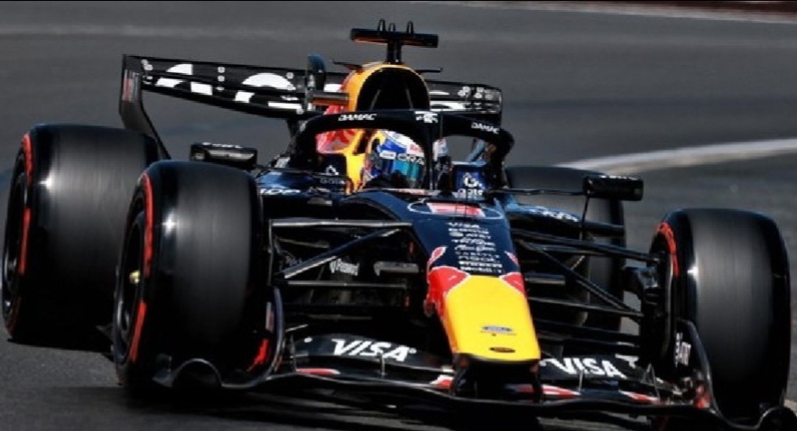 Mekies: Verstappen je potpuno posvećen Red Bullu uprkos kritikama novih bolida
