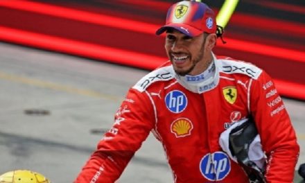 Hamilton kontra Verstappenu: „Ovo su najbolje borbe u dugo vremena!”