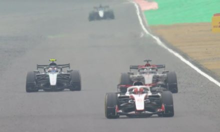 Neweyeva uloga, 1. nadogradnje motora, Vasseurova potvrda značajnog paketa — Rezime dana