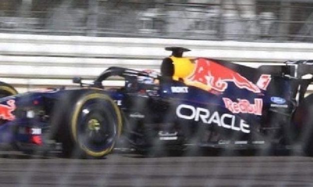 Red Bull kopira Ferrari: RB22 testira revolucionarno zadnje krilo