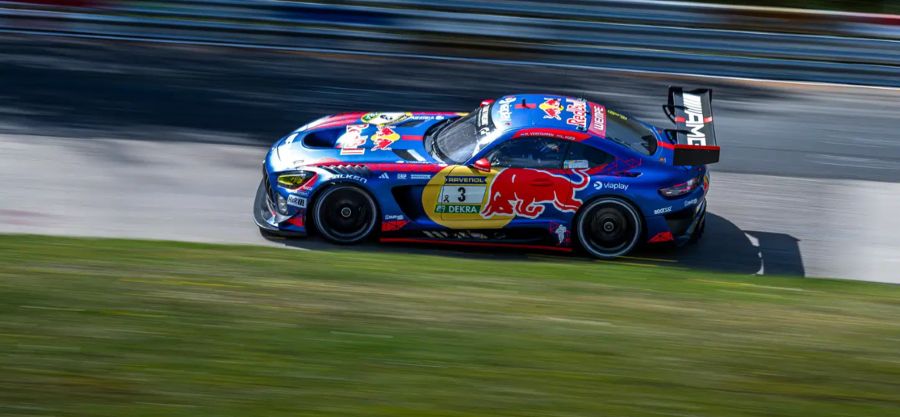 Verstappen impresionirao na Nurburgringu: Prvi puni krug i osam sekundi prednosti