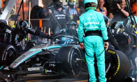 Mercedes priznao grešku: Russellu smo pogrešno podesili krilo u boksu