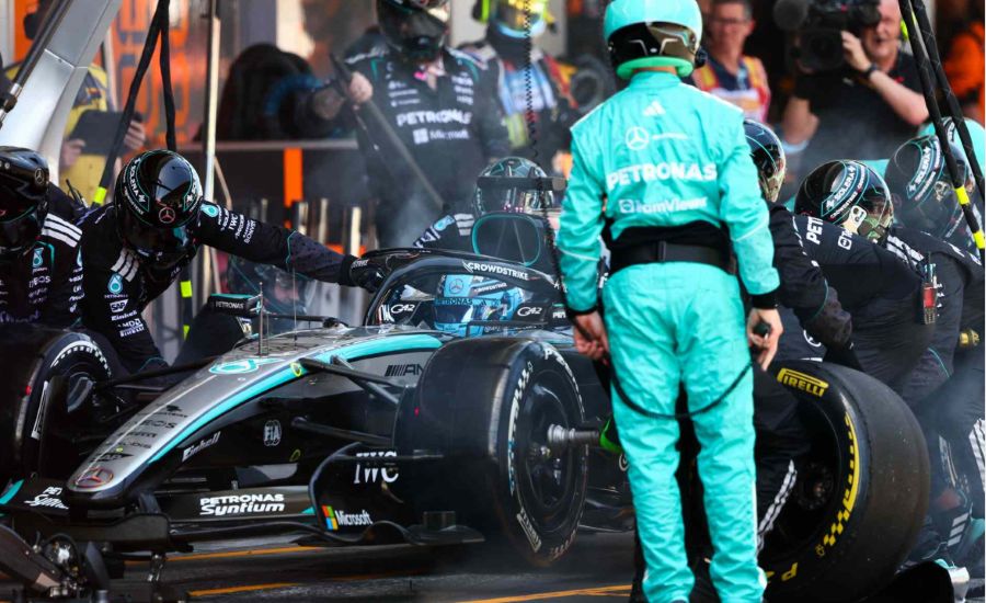 Russell: Mercedes je trebao odgovoriti na Ferrarijevu strategiju