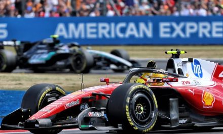 Hamilton: Dao sam sve, ali nisam mogao zadržati Kimija na pravcu
