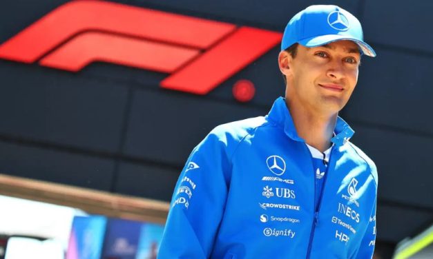 Russell: FIA ne može uvijek odmah pokazati dvostruku žutu zastavu