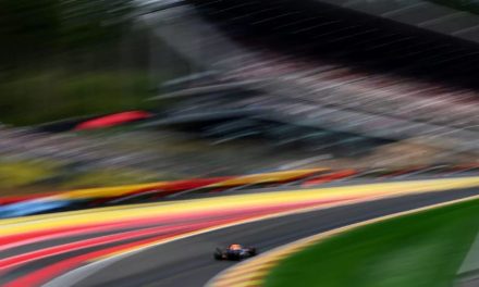 Verstappen: Morao sam se mentalno prilagoditi novoj Formuli 1