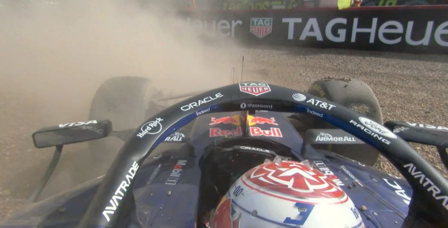 Red Bull: Teško je kad svoje vozače šaljemo u šljunak