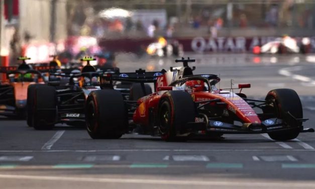 Leclerc i Hamilton u Bakuu vozili s različitim aerodinamičkim konfiguracijama Ferrarija